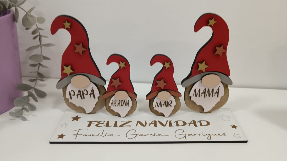 Familia Gnomos Navideños