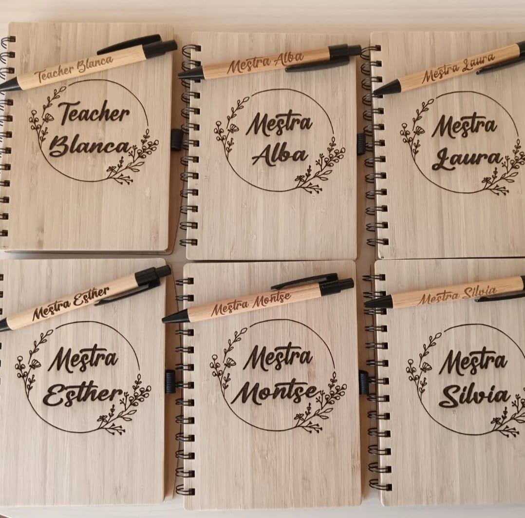 Libreta Bambú con bolígrafo personalizada.