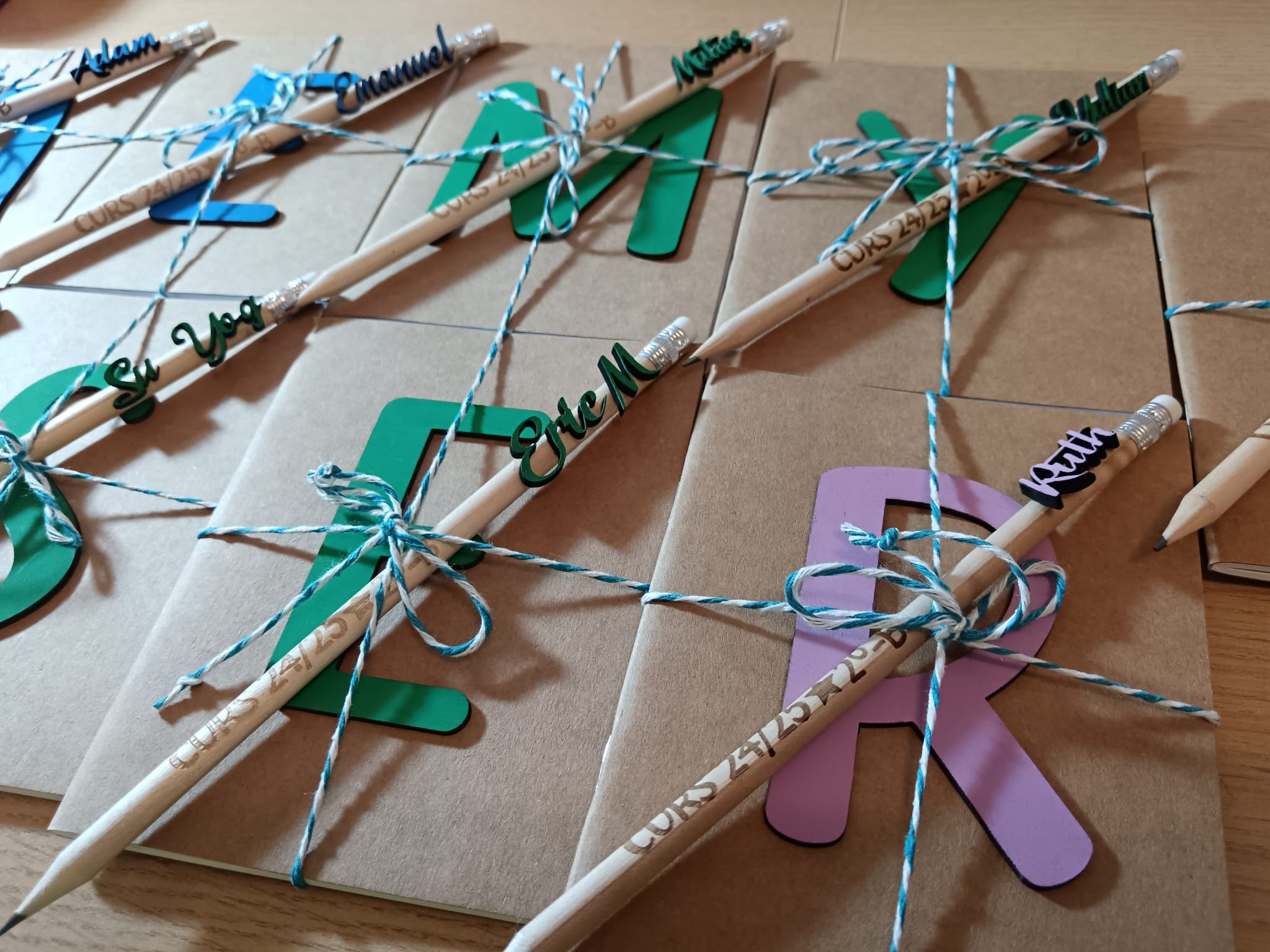 Pack libreta + lápiz personalizados Madera