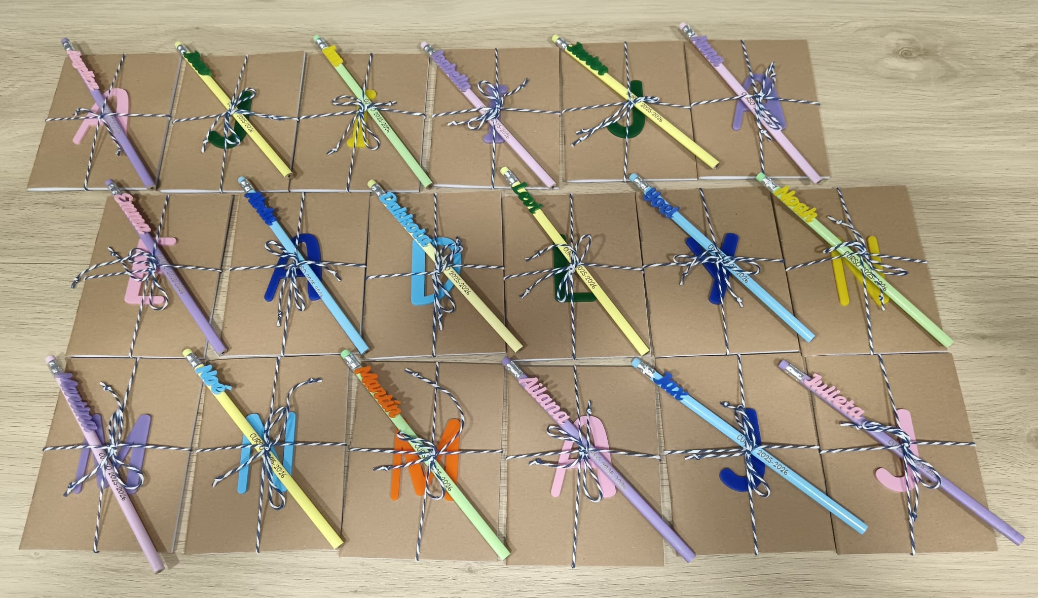 Pack libreta + lápiz personalizados Metacrilato