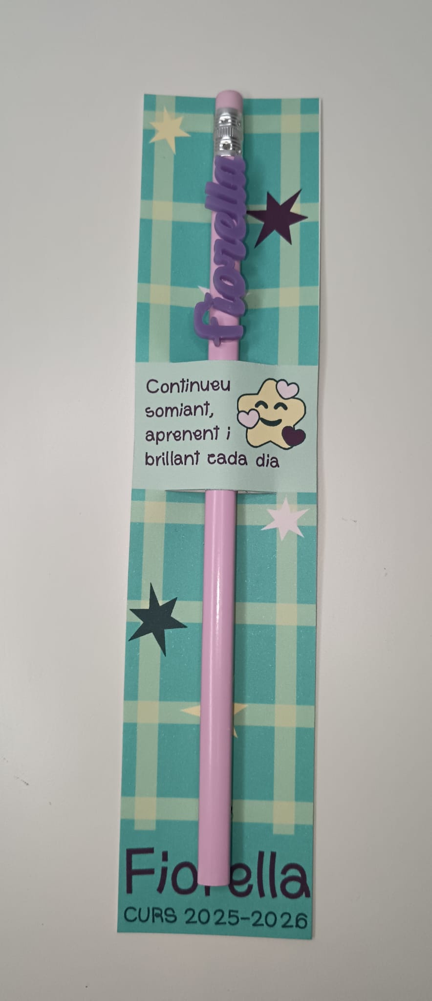 Lápiz colores pastel con nombre metacrilato